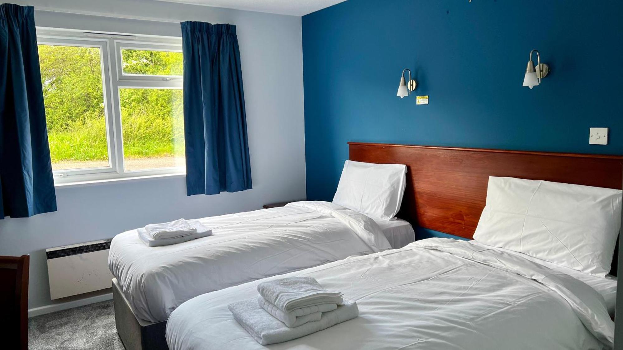 Mk Hotel Milton Keynes Ngoại thất bức ảnh