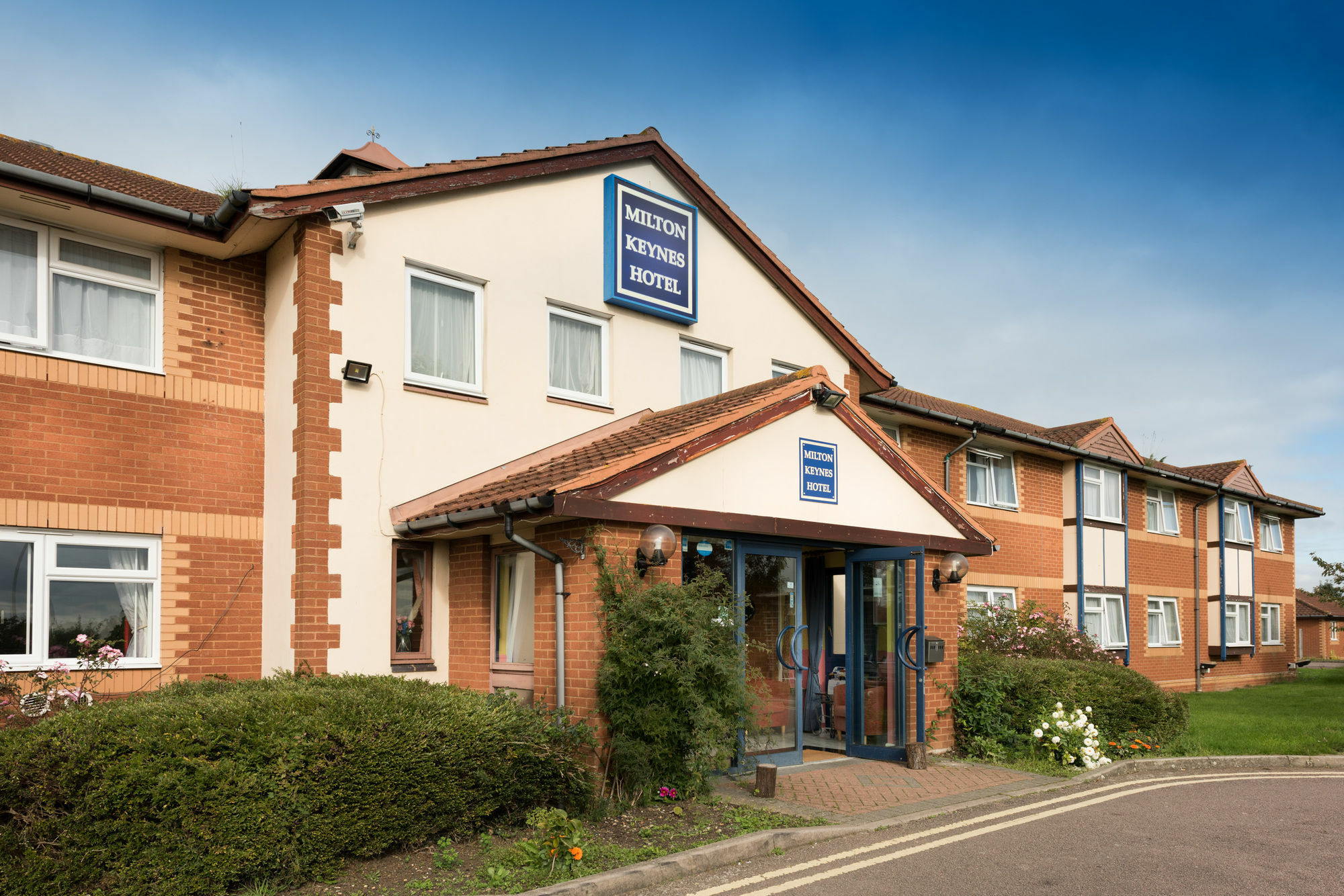 Mk Hotel Milton Keynes Ngoại thất bức ảnh